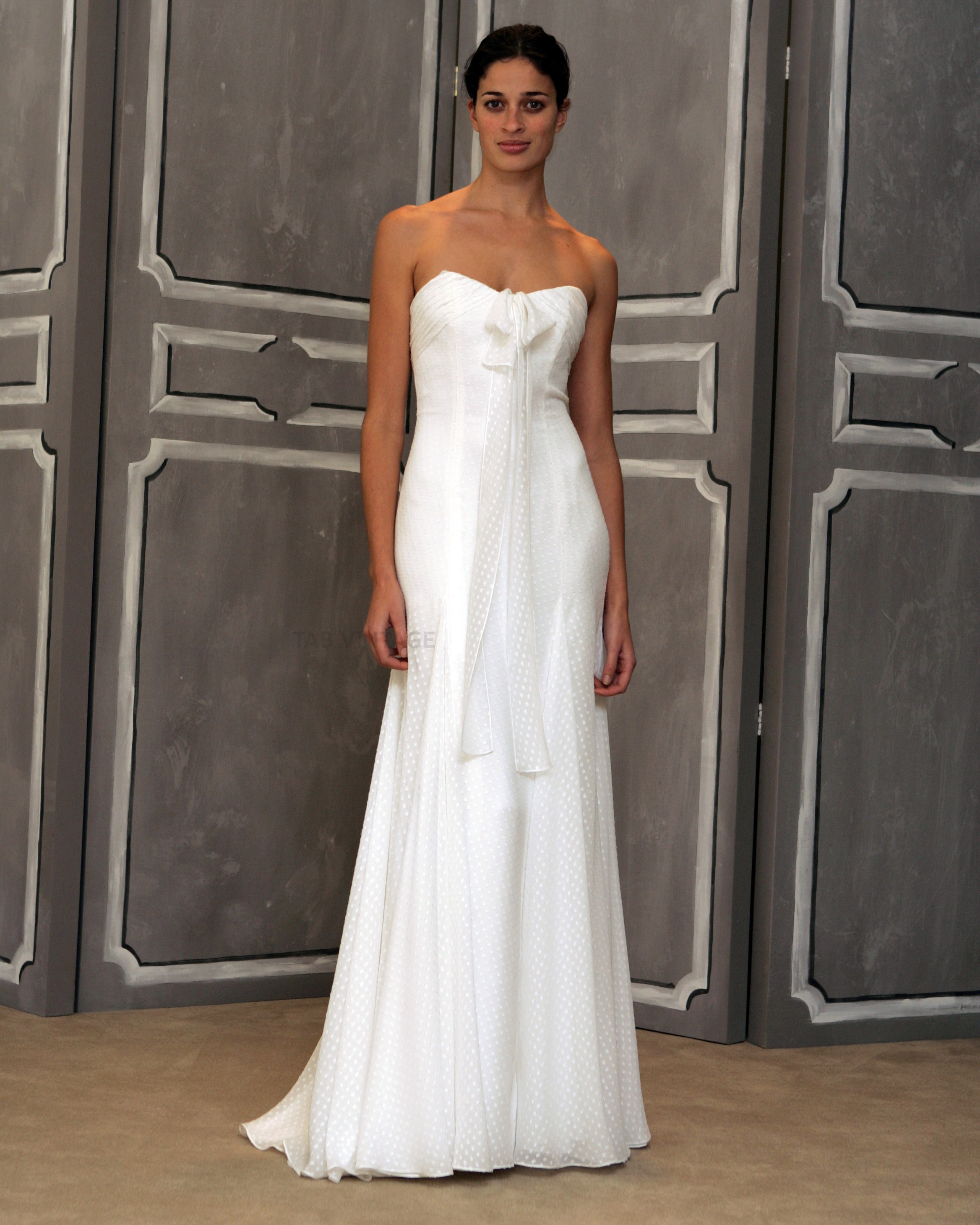 A/W 2006 Ivory Swiss Dot Pattern Strapless Trained Gown