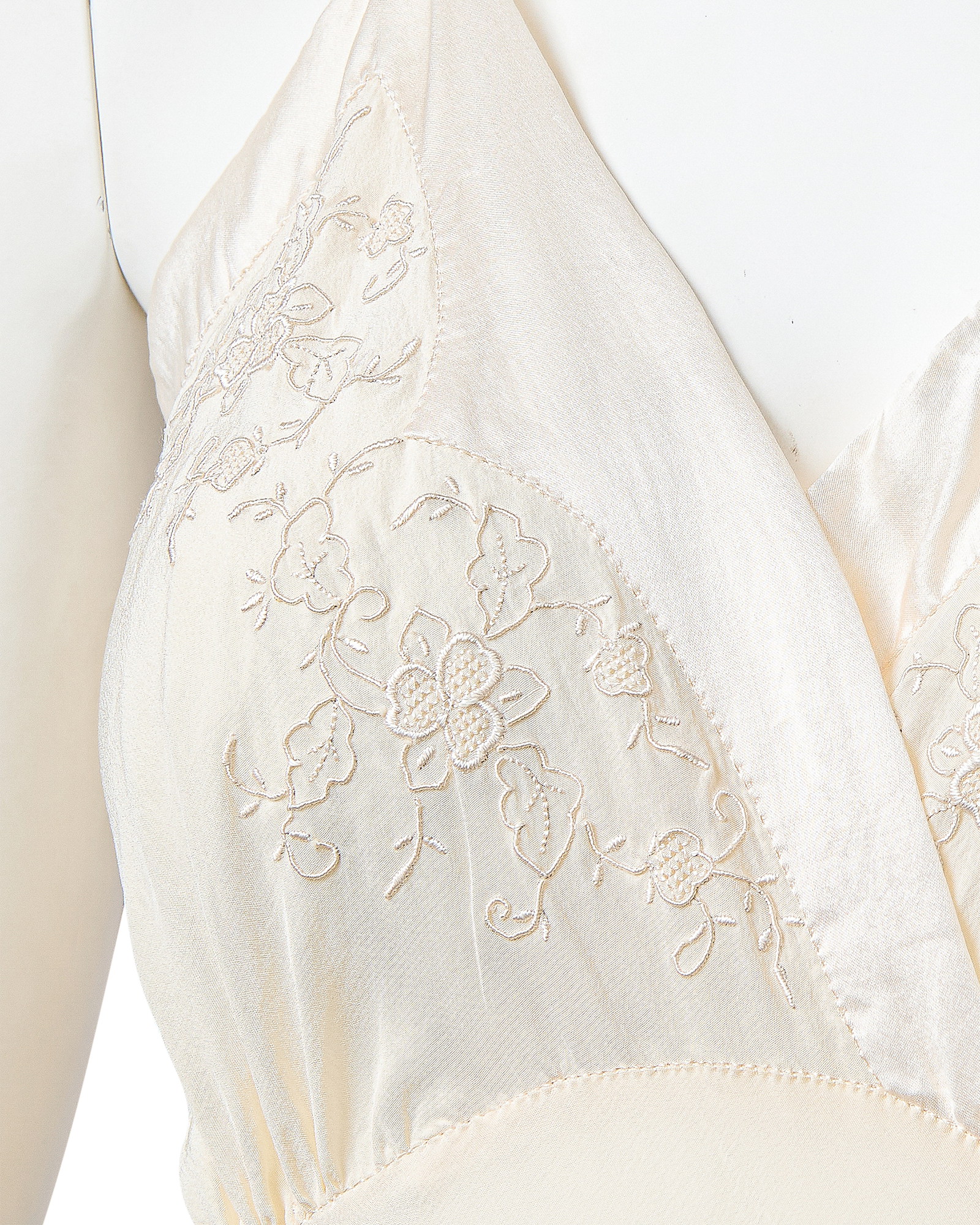 1920's Silk Flower Embroidered Bodice Trim Dress