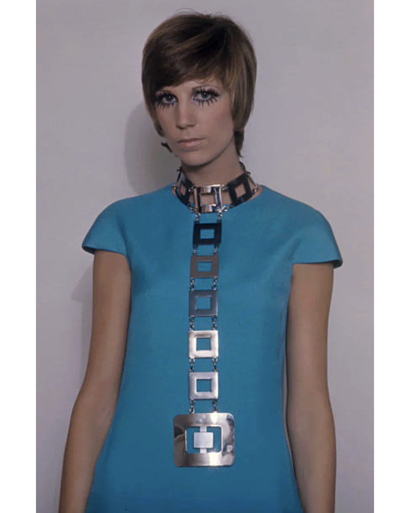 1969 Silver Geometric Choker Necklace with Lapis Stone